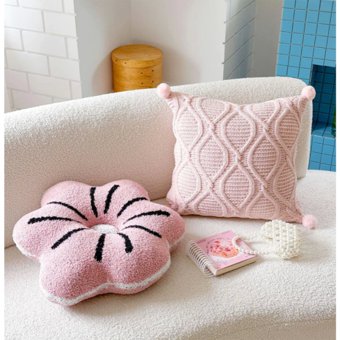 Jesmary – Gối Trang Trí Cao Cấp Cho Phòng Ngủ Và Không Gian Thư Giãn Tại Hồ Chí Minh, Giá Rẻ Từ Xưởng, Giá Cạnh Tranh Thị Trường